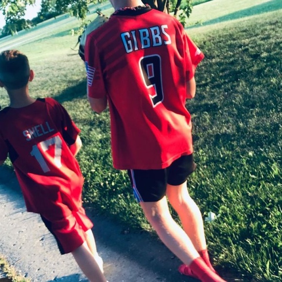 Meet your Posher, Jimmy - Picture 1 of 1